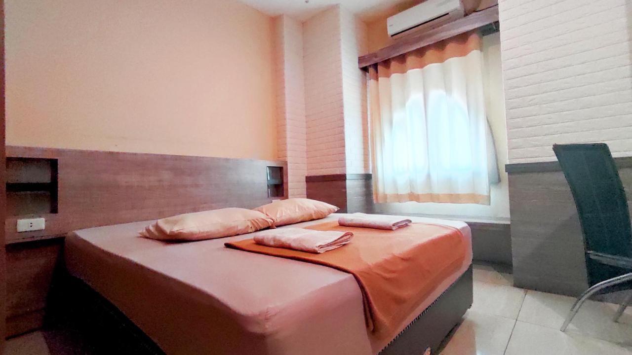 Hotel Syariah Larismanis Semarang Eksteriør bilde